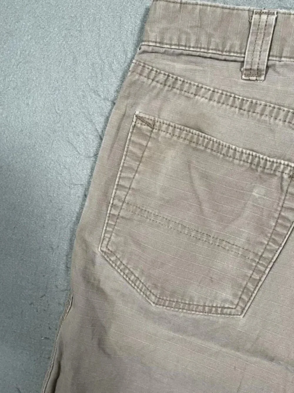 Carhartt Beige Distressed Shorts Workwear Casual W34 I8